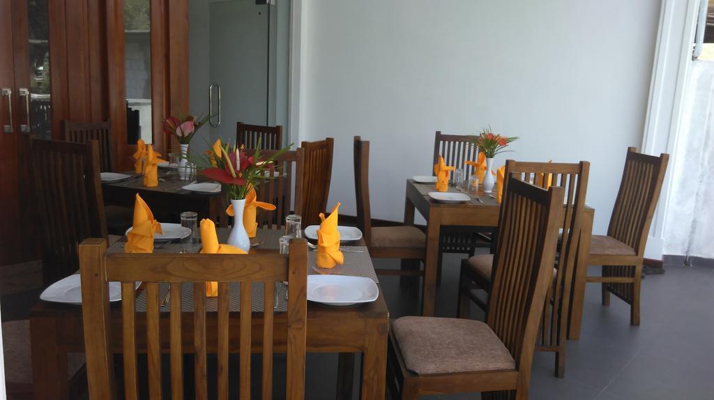 Vin Roma Inn Kandy Ngoại thất bức ảnh