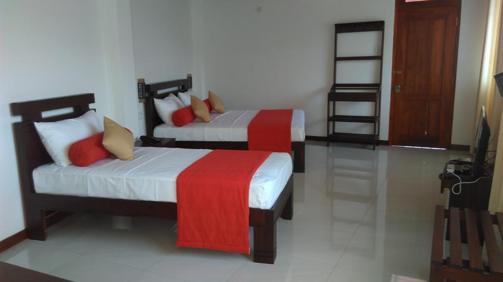 Vin Roma Inn Kandy Ngoại thất bức ảnh