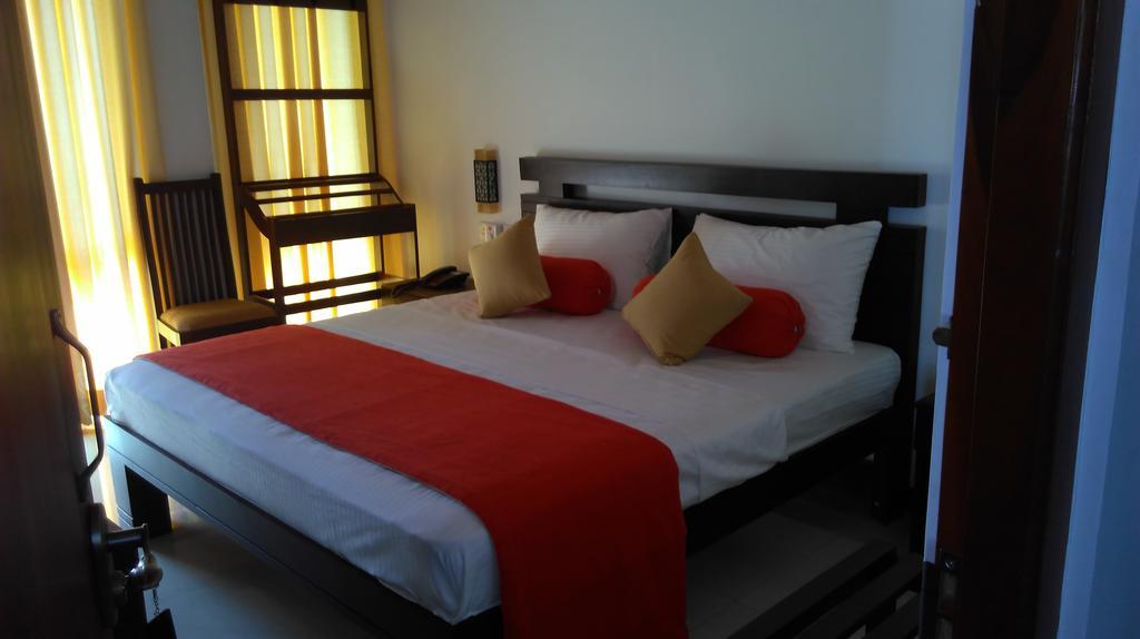 Vin Roma Inn Kandy Ngoại thất bức ảnh