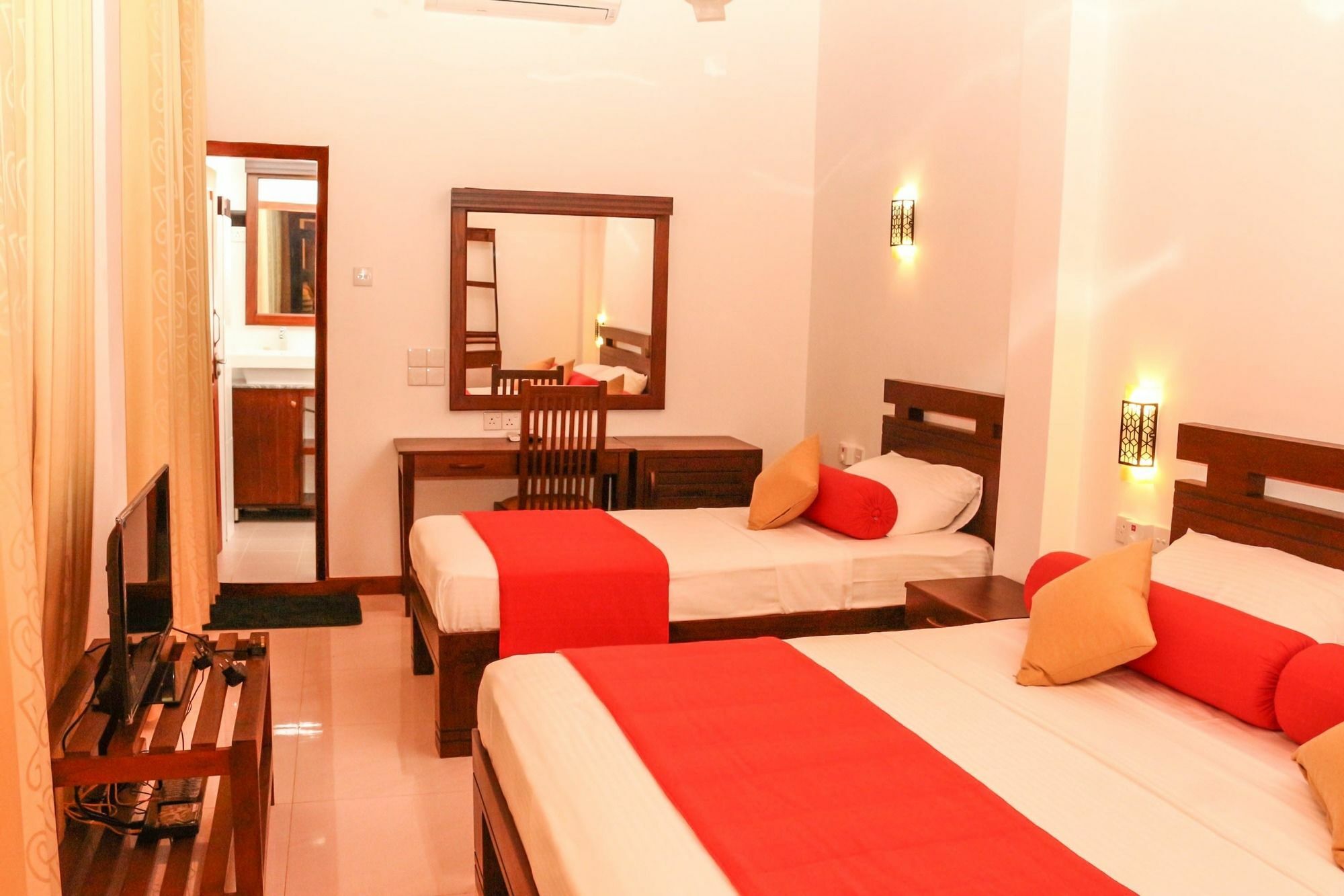 Vin Roma Inn Kandy Ngoại thất bức ảnh