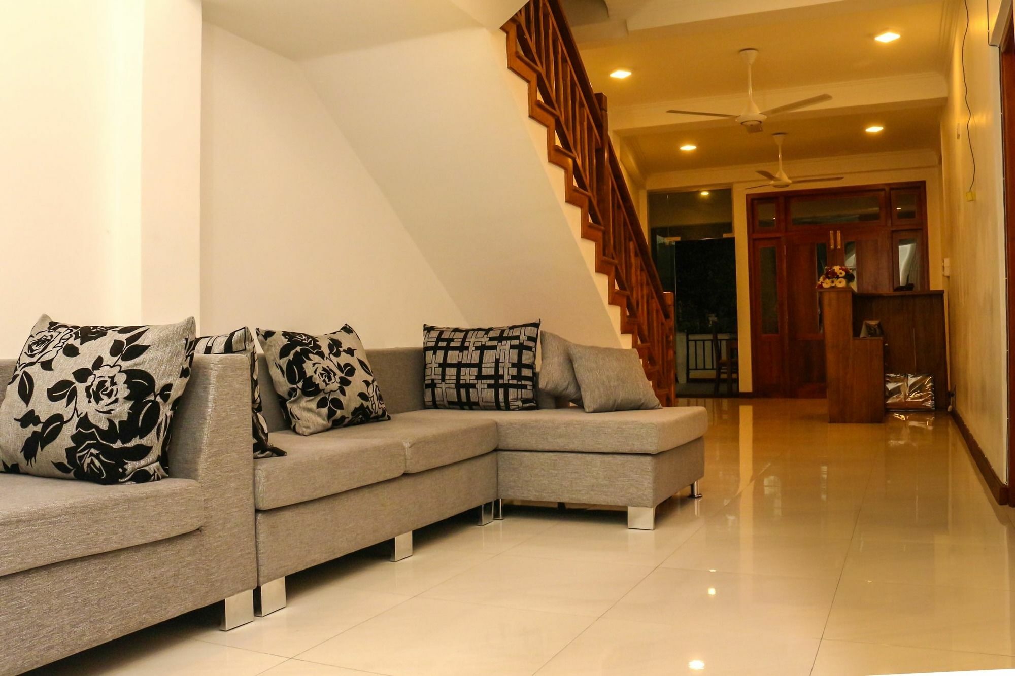 Vin Roma Inn Kandy Ngoại thất bức ảnh